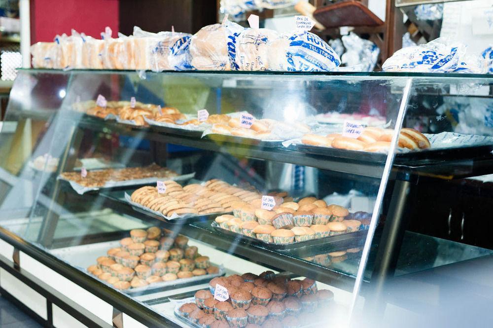 Frankie'S Foods And Rooms Accra Bagian luar foto