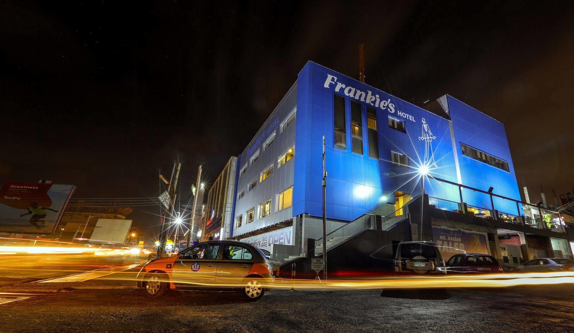 Frankie'S Foods And Rooms Accra Bagian luar foto