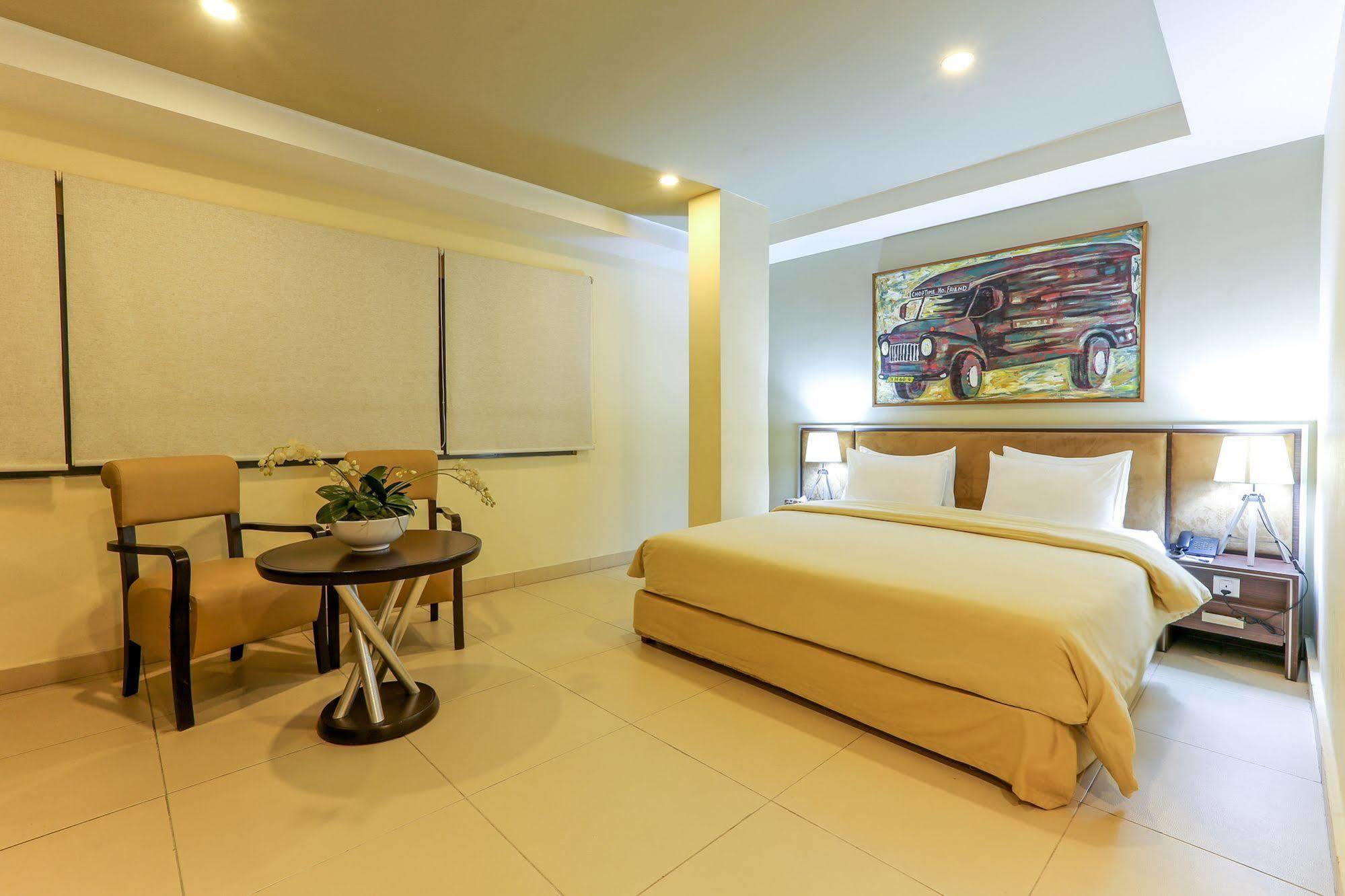 Frankie'S Foods And Rooms Accra Bagian luar foto