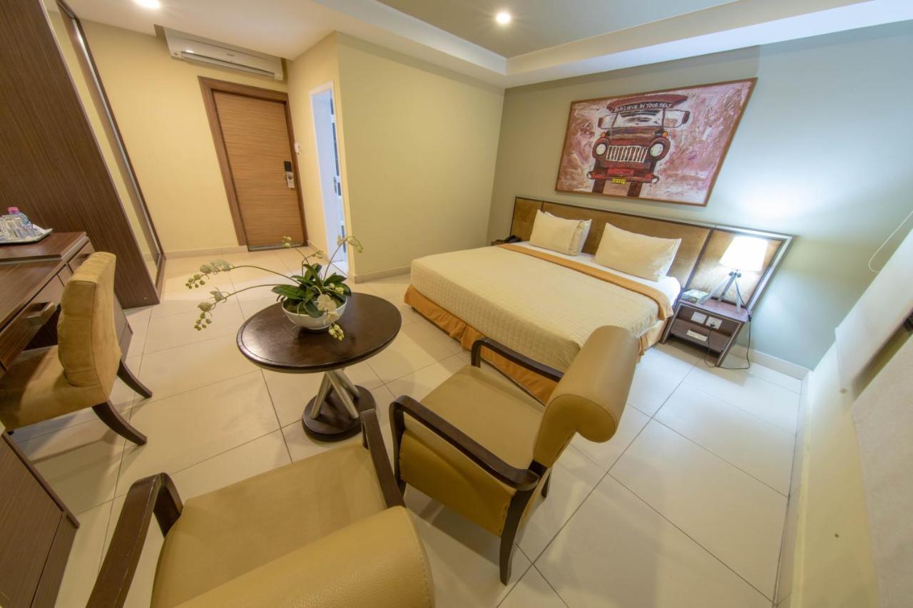 Frankie'S Foods And Rooms Accra Bagian luar foto