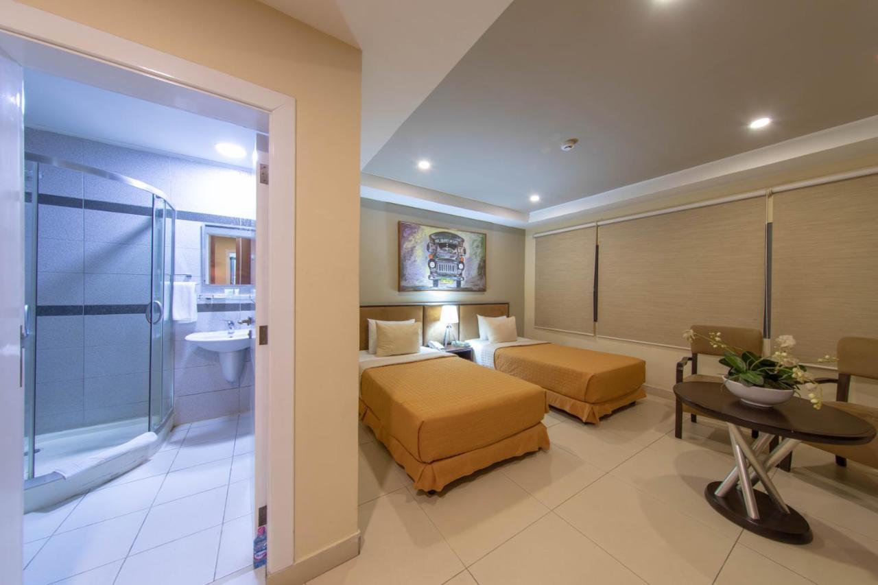 Frankie'S Foods And Rooms Accra Bagian luar foto