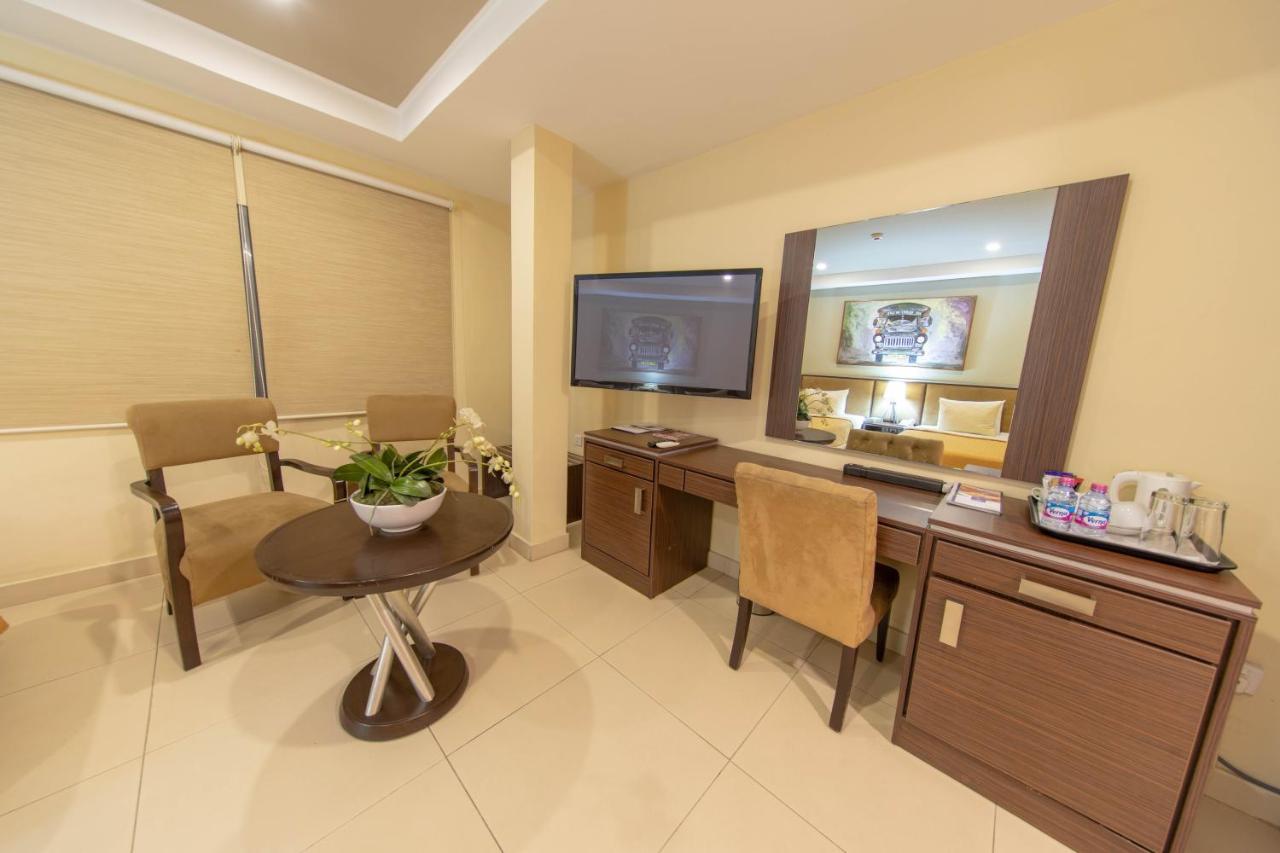Frankie'S Foods And Rooms Accra Bagian luar foto